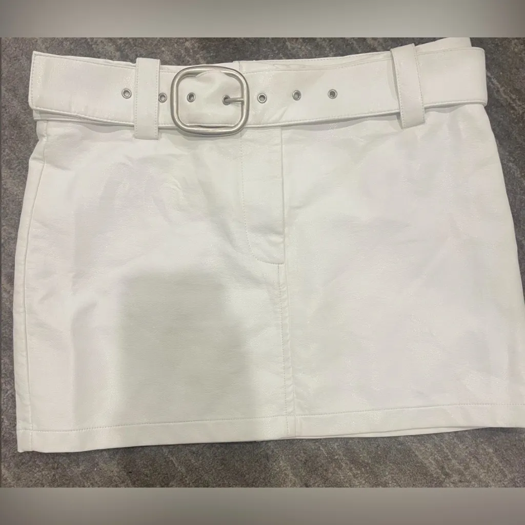 I.AM.GIA Alessandra PU Cropped Coat and Mini Skirt Faux White - Image 2