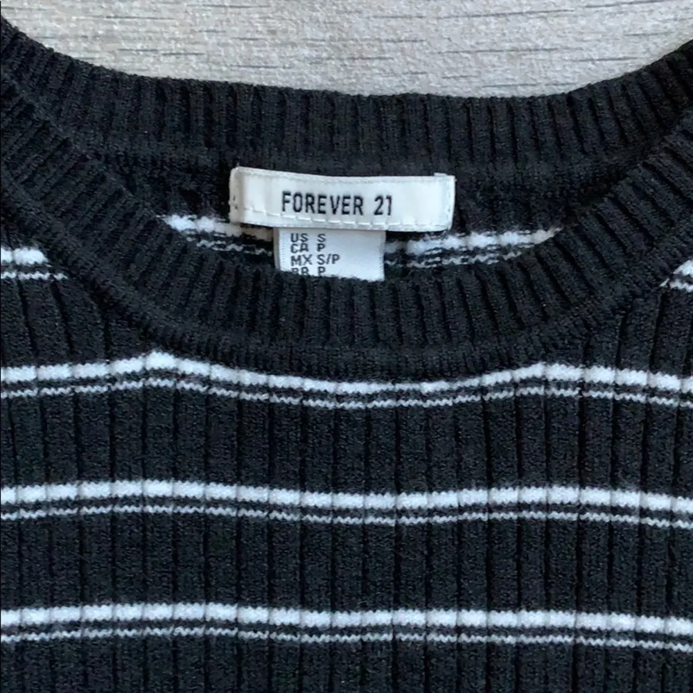 Forever 21 striped long sleeve ribbed sweater - Image 2