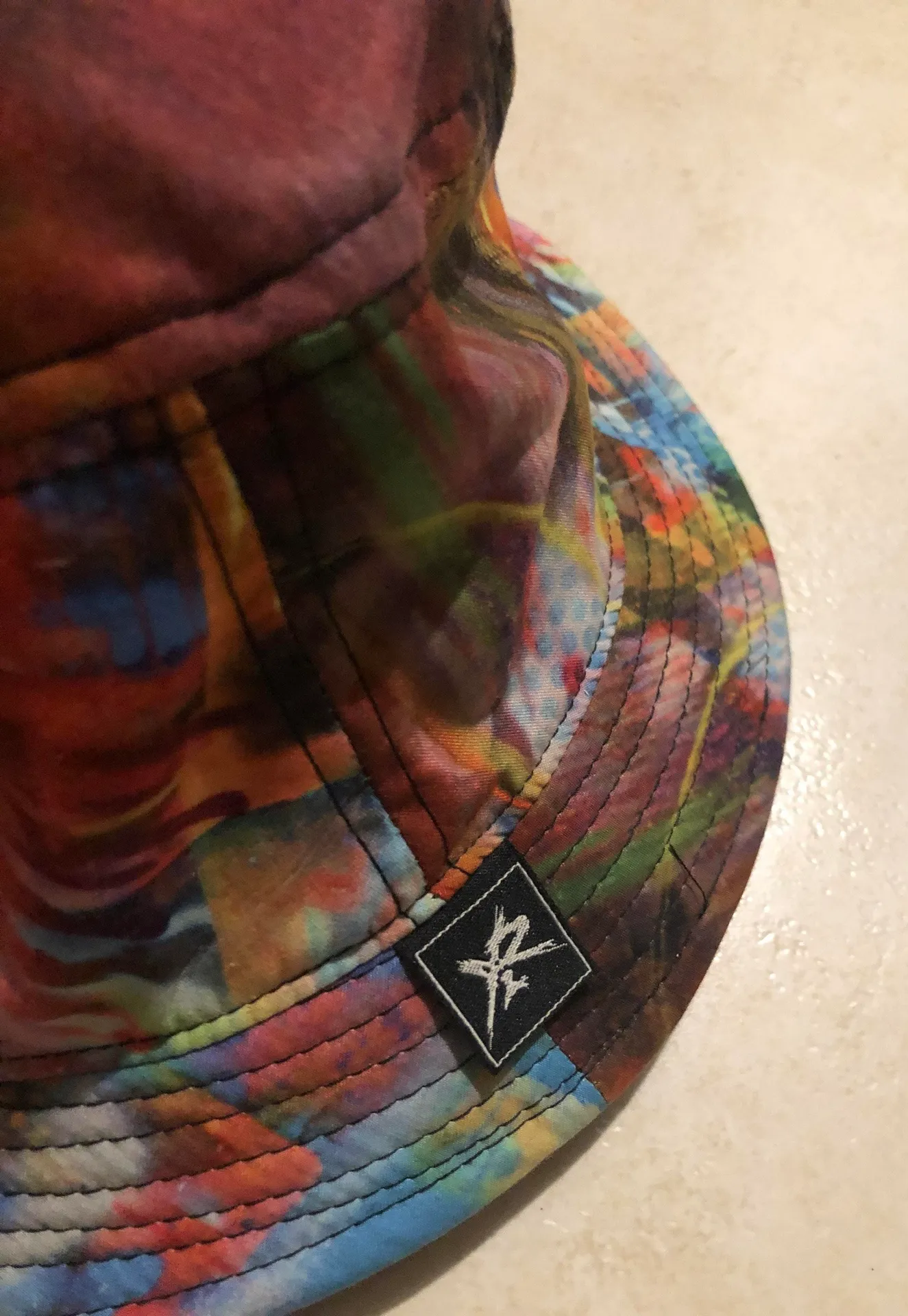 Young & reckless Hat - Image 6