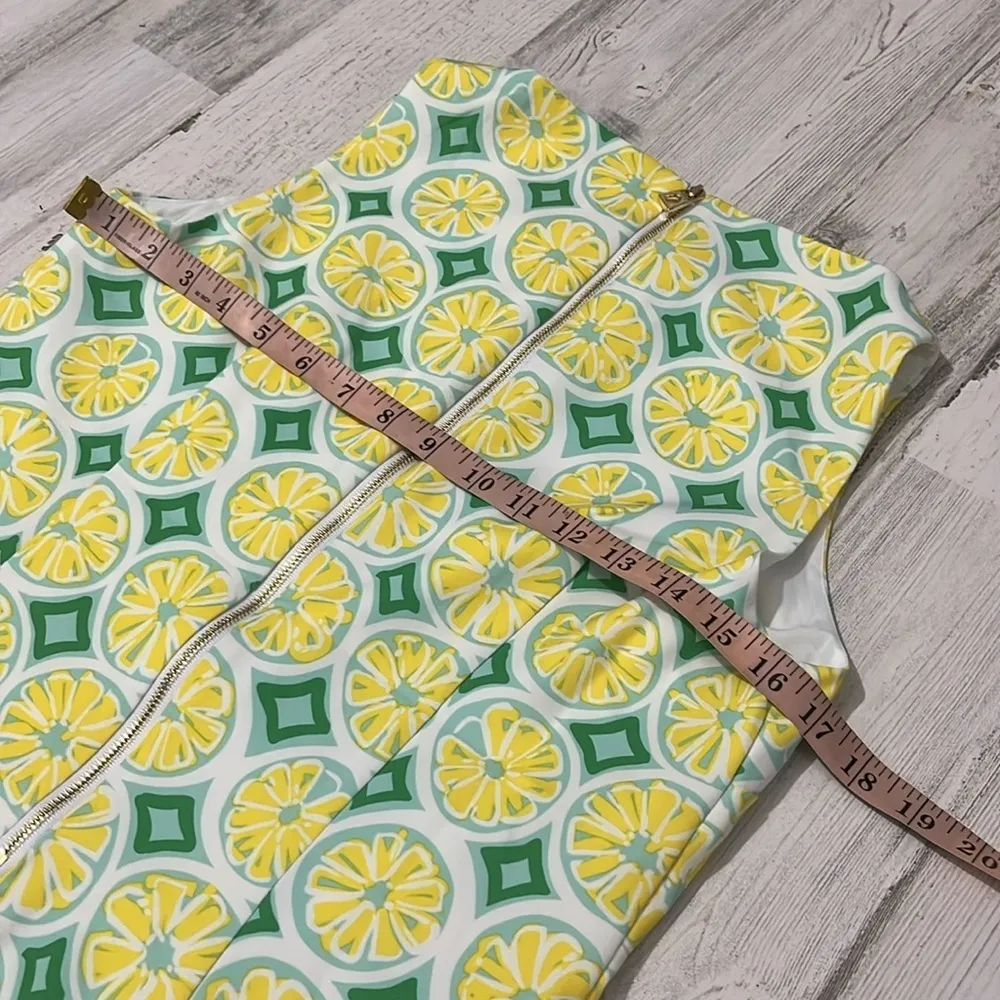 Sail to Sable Lemon Printed Crepe Shift Dress Size Medium - Image 7