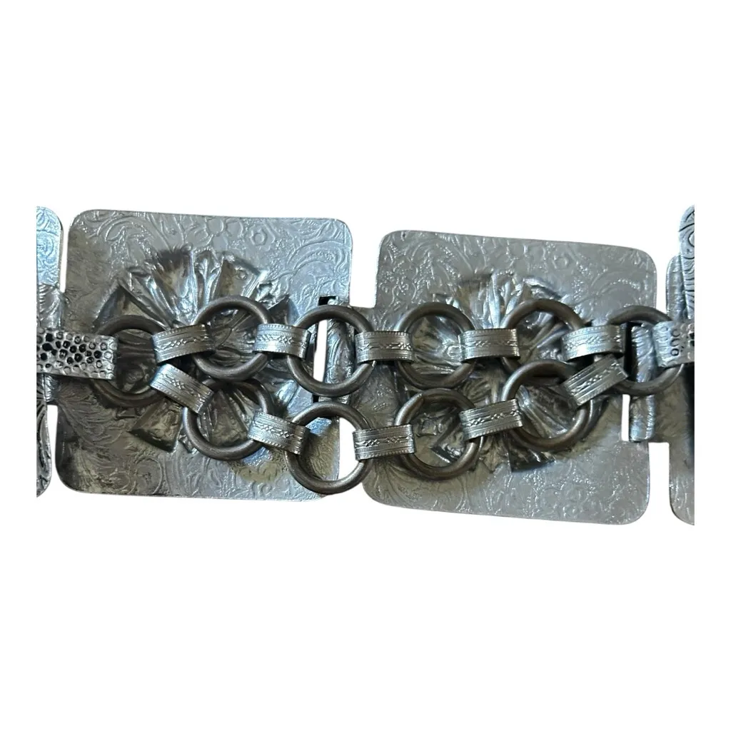 Floral embossed silver tin link metal belt 32” long - Image 7