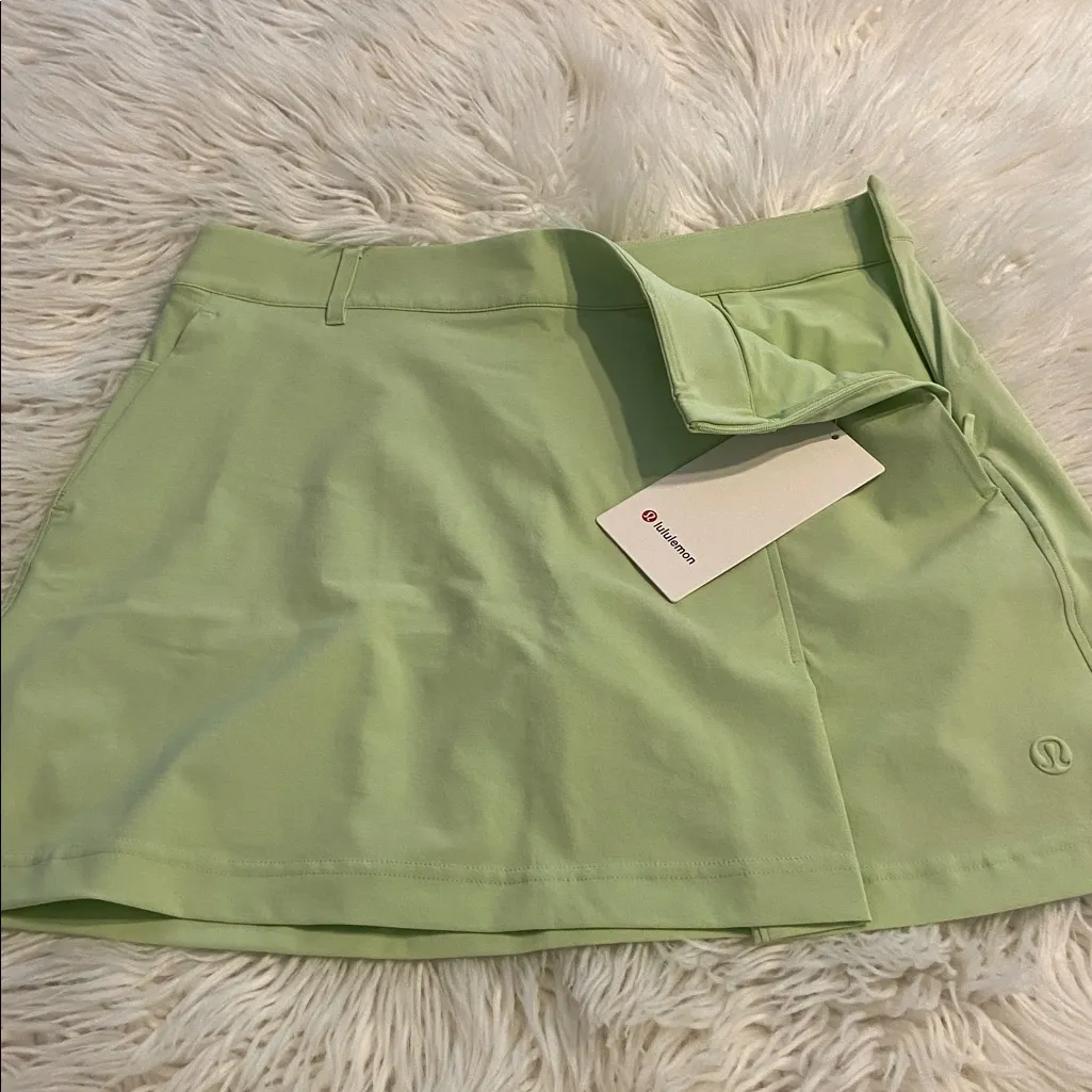 Lululemon Stretch Twill Front Pleat Golf Skirt  Light Green Skort size 29 new - Image 8