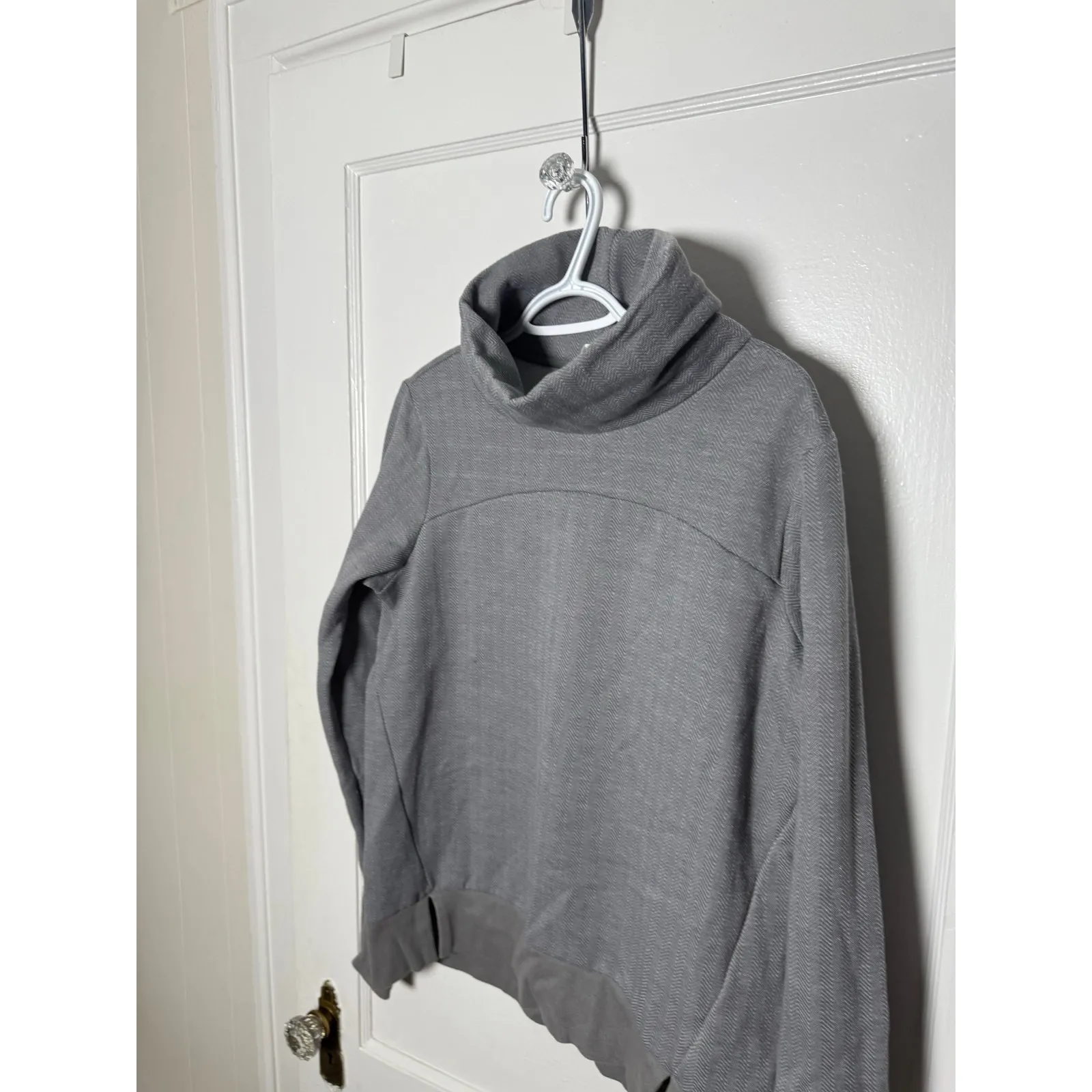 Avia Gray Minimalist Mock Neck Chic Athleisure Sweatshirt Size Women's XS - Image 6