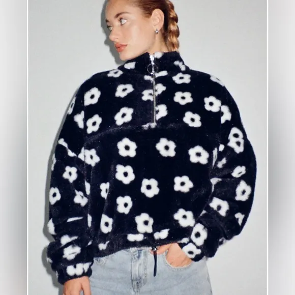 Motel Rocks Nero Jacket in Black white daisy size medium - Image 2