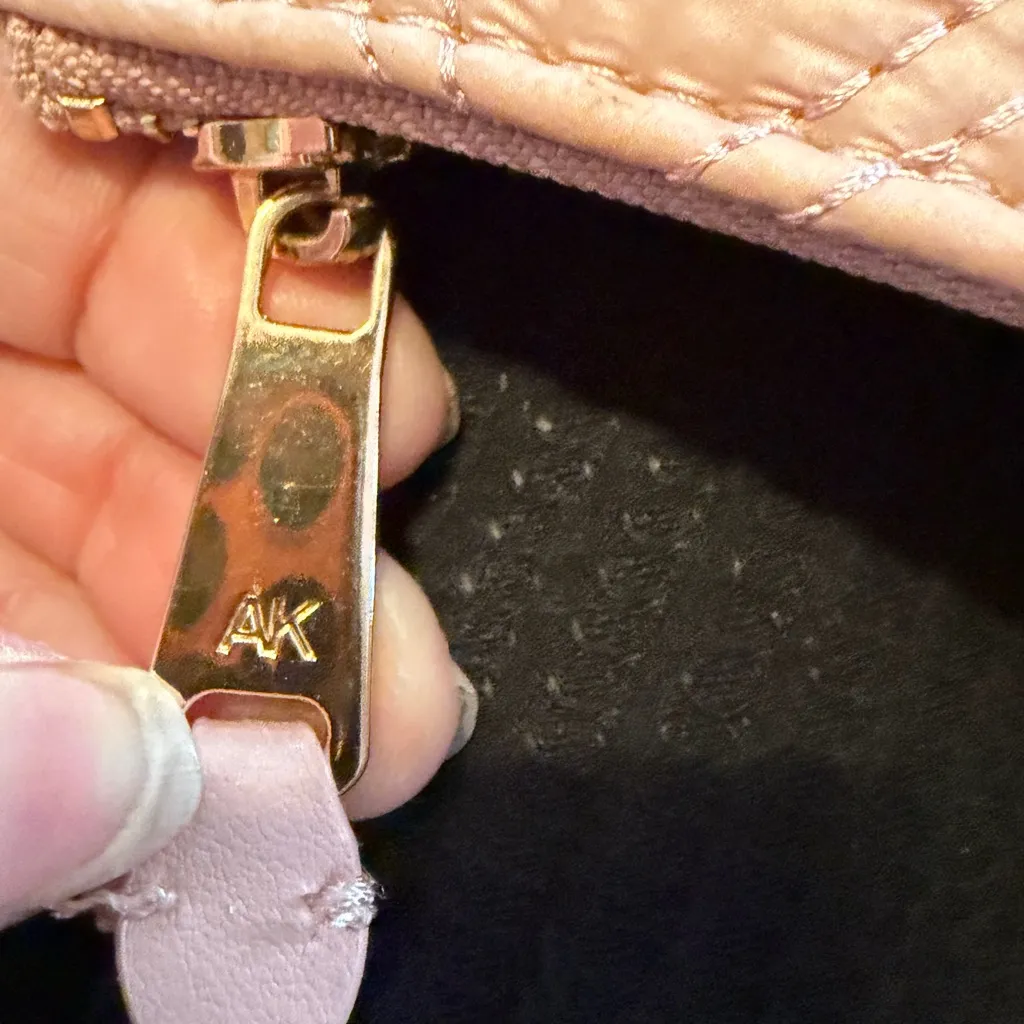 Anne Klein  Pink Quilted Shoulder Bag with detachable strap new - Image 16