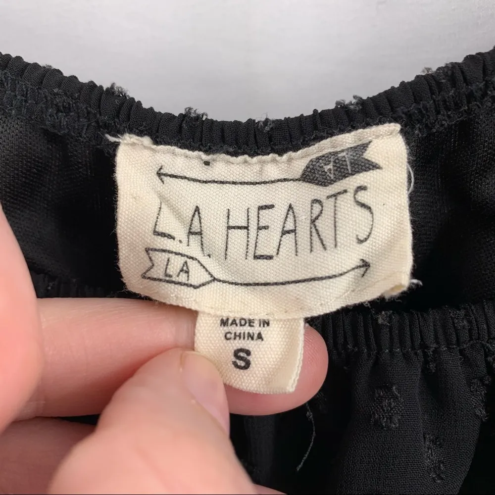 LA hearts black tassel trim crop boho top small - Image 3