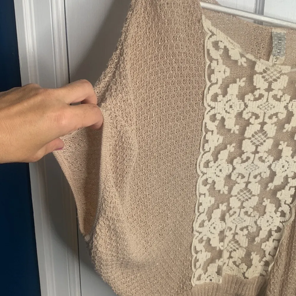 Free People Tan Cream Lace Inlay Knit Dolman Pullover Sweater W-090 Sz XS - Image 3