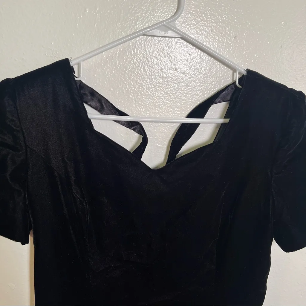 Vintage Maggy London Velvet Midi Dress Black 8 - Image 6