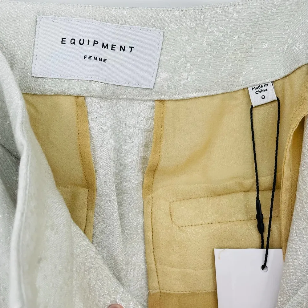 NWT EQUIPMENT Charlyne Tonal Snakeskin Print Trousers In Sky Gray Size 0 - Image 6