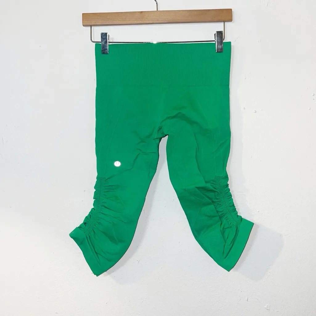 Lululemon in the flow green crop II seamless moisture wicking yoga leggings - Image 6