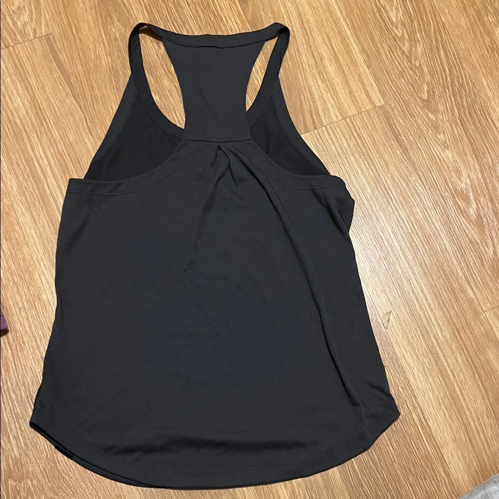 Patagonia Women's dark gray Tank Top XS like new - Image 4