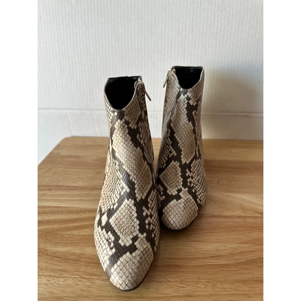 Concept Women's Block Heel Boots Beige/Brown Size 7.5M S 2240 - Image 6