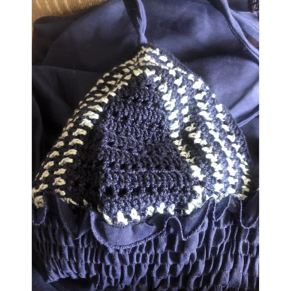 Boutique Navy & white long crocheted beach maxi dress crossed back size small - Image 12