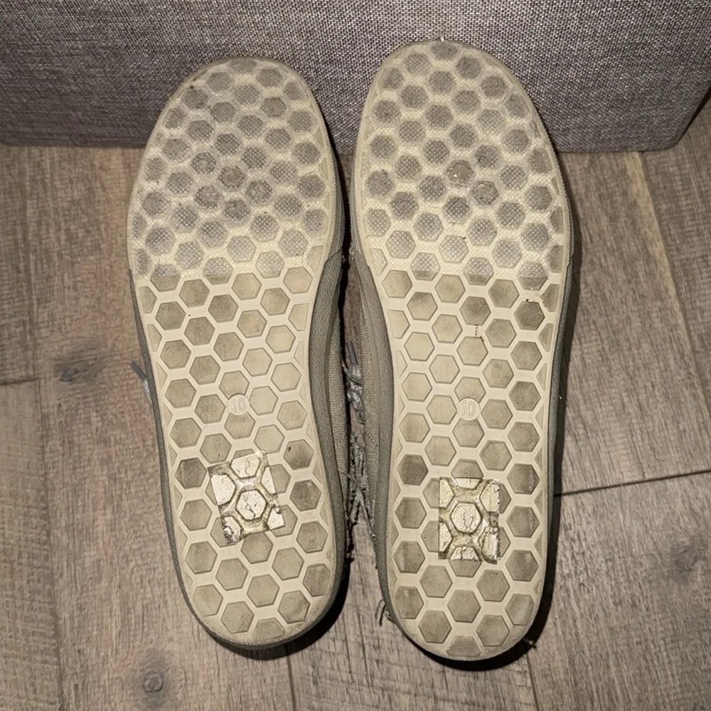 Shu Shop Paulina Hi - Image 8