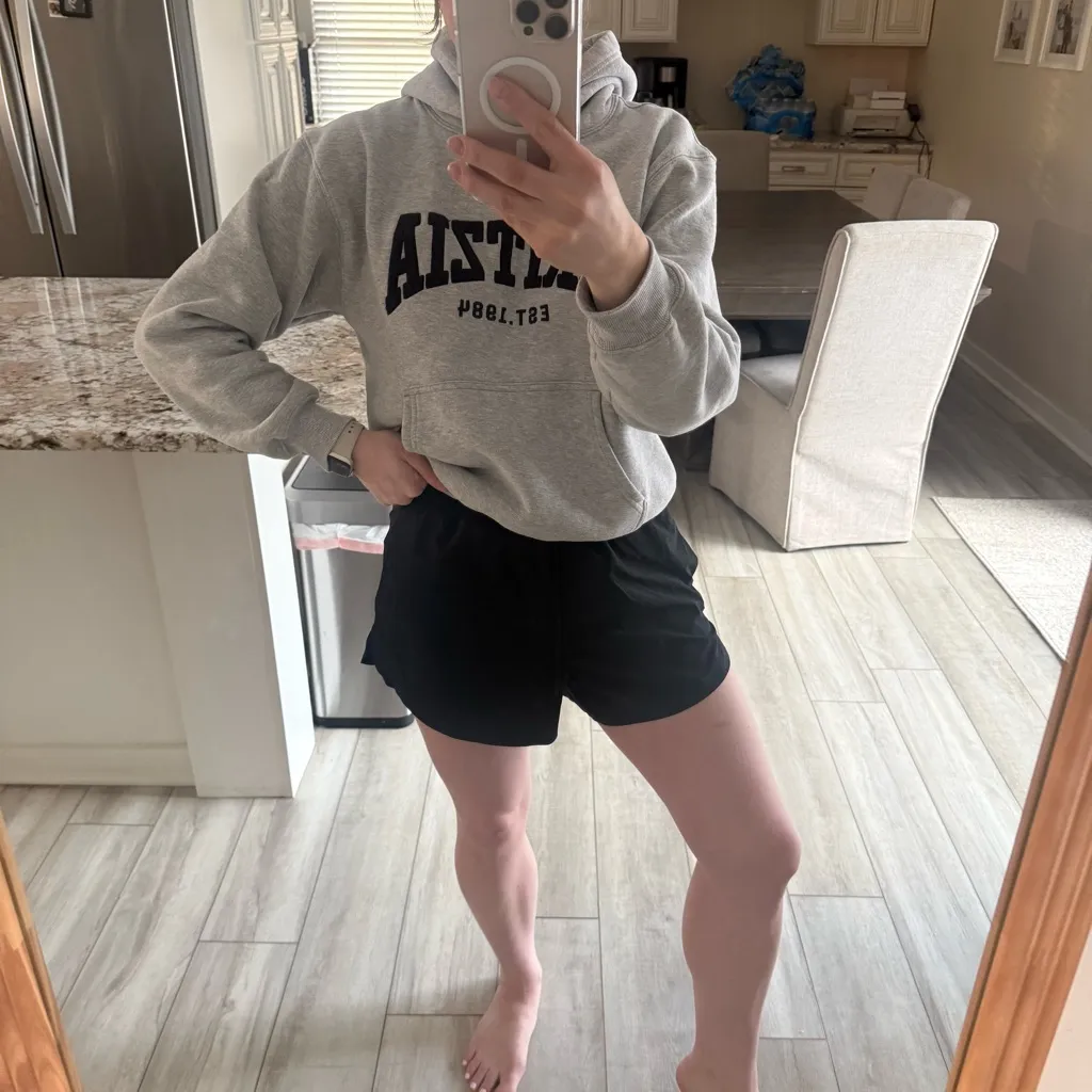 Athleta Crossroads Short Black Size Small Lightweight Pull On - Image 2