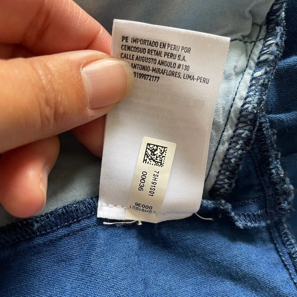 American Eagle Chambray Ruffle Sleeve Romper Blue (Small) - Image 7