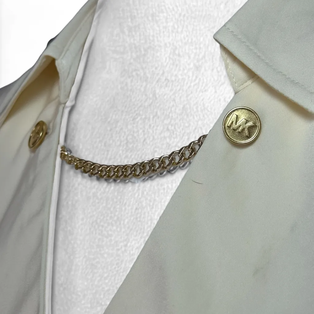 New - MICHAEL - Michael Kors -Chain Fastened Blouse - Bone - Sz Medium MSRP $110 - Image 4