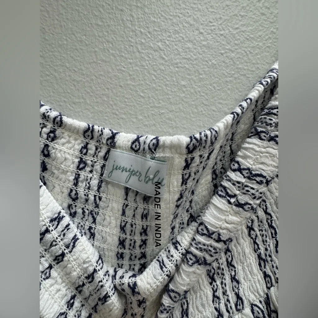 Chic Striped Black and White Mini Skirt Gray Size L - Image 4