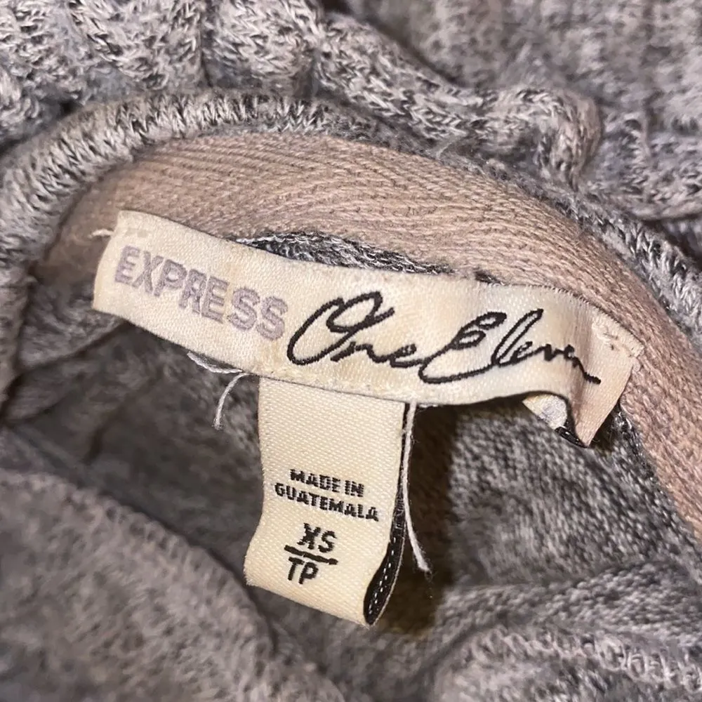 EXPRESS ✨ Pullover Hoodie✨  - Image 4