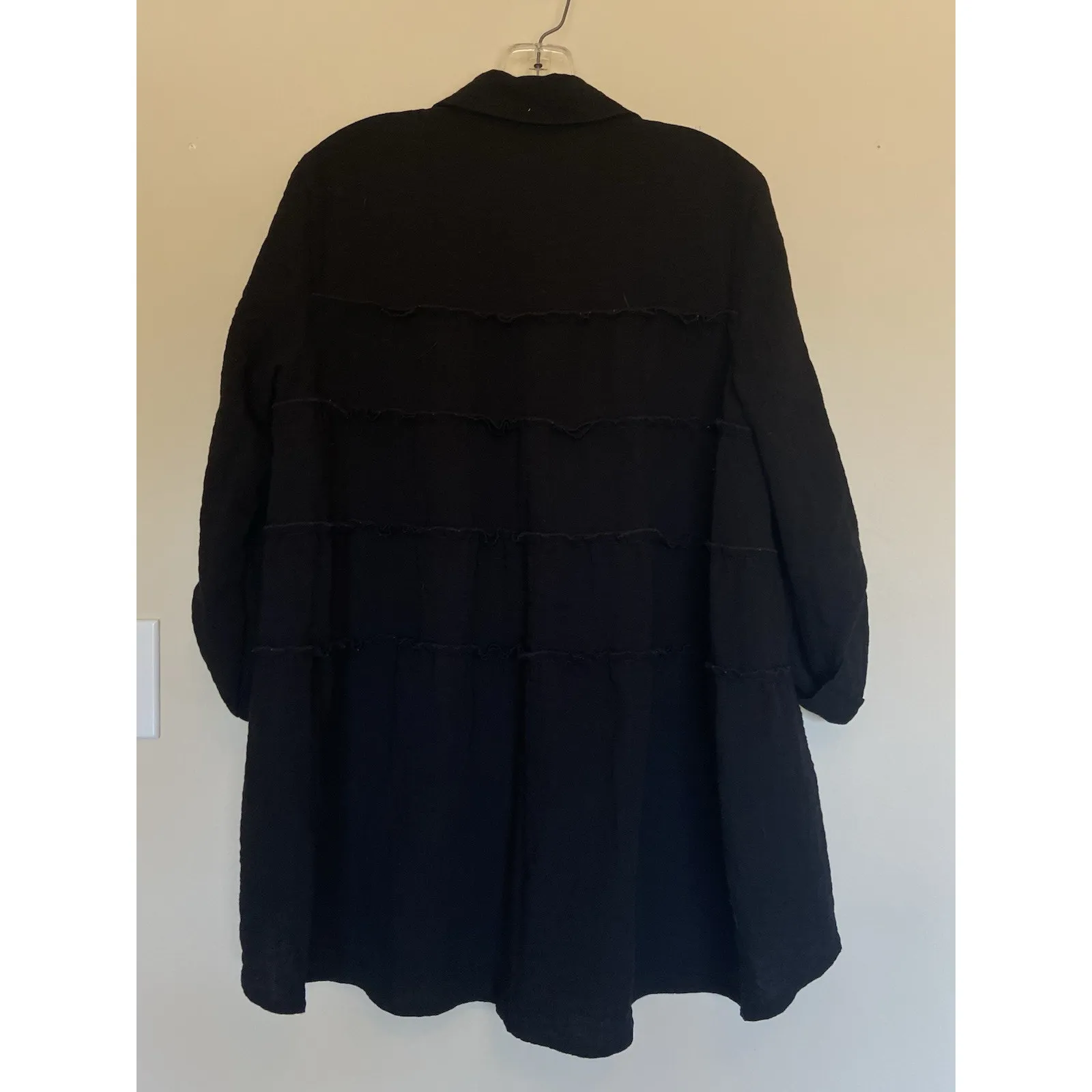 John Mark Classic Black‎ Tiered Ruffle Back Button Up Shirt Blouse Top Medium - Image 5