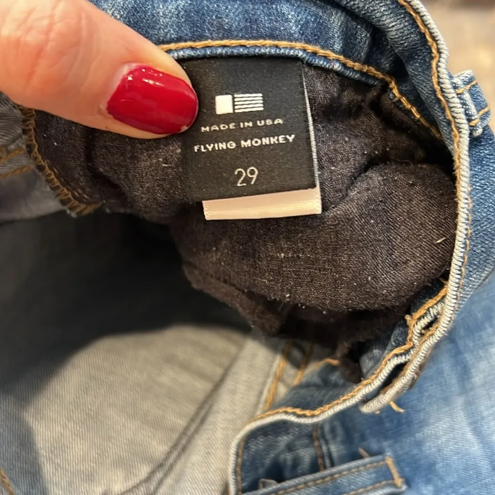 Flying Monkey by Buckle distressed skinny jeans size 29. - Image 6