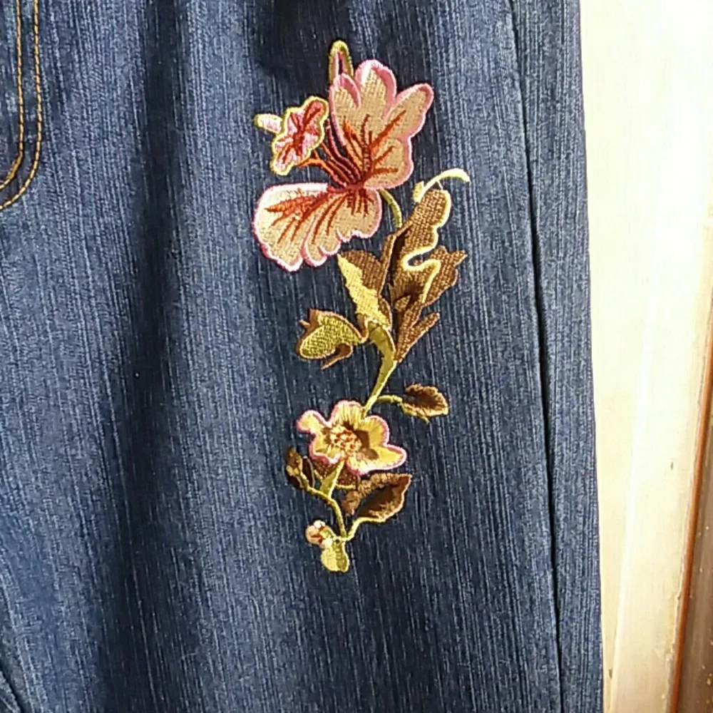 Sage 56 Jeans/ Embroidered - Image 2
