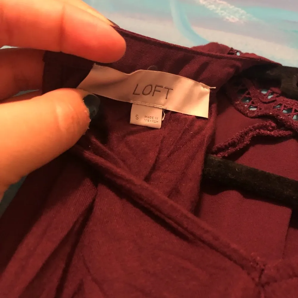 Maroon business basics tank - Image 4