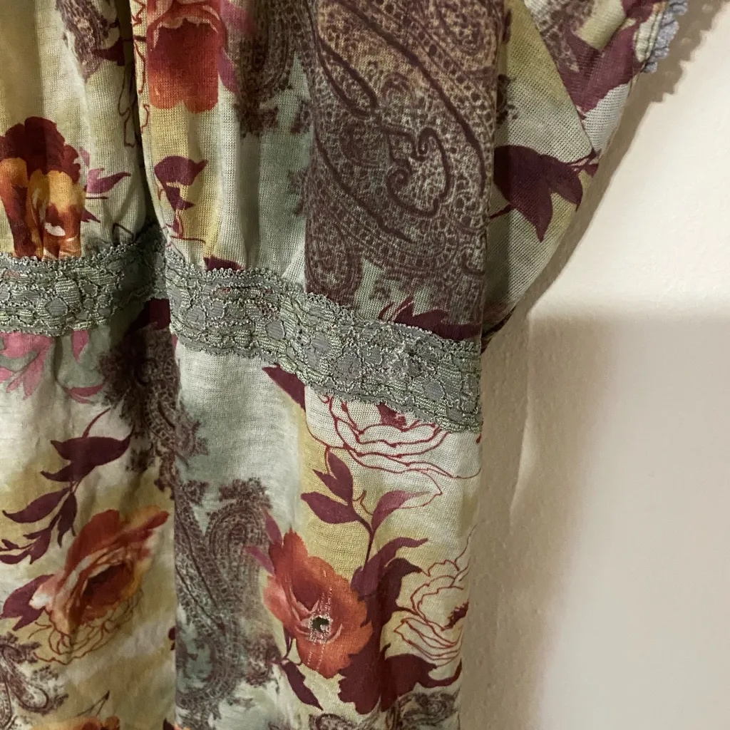 Hot Tempered Women’s Boho Vintage Y2K Floral Peasant Blouse Top Size Large Red - Image 4