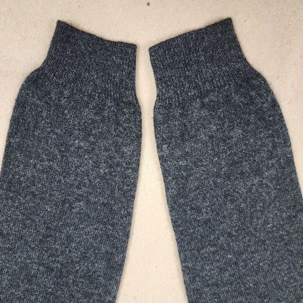 Uniqlo Cashmere Classic Turtleneck Sweater In Dark Grey Charcoal Size S - Image 11