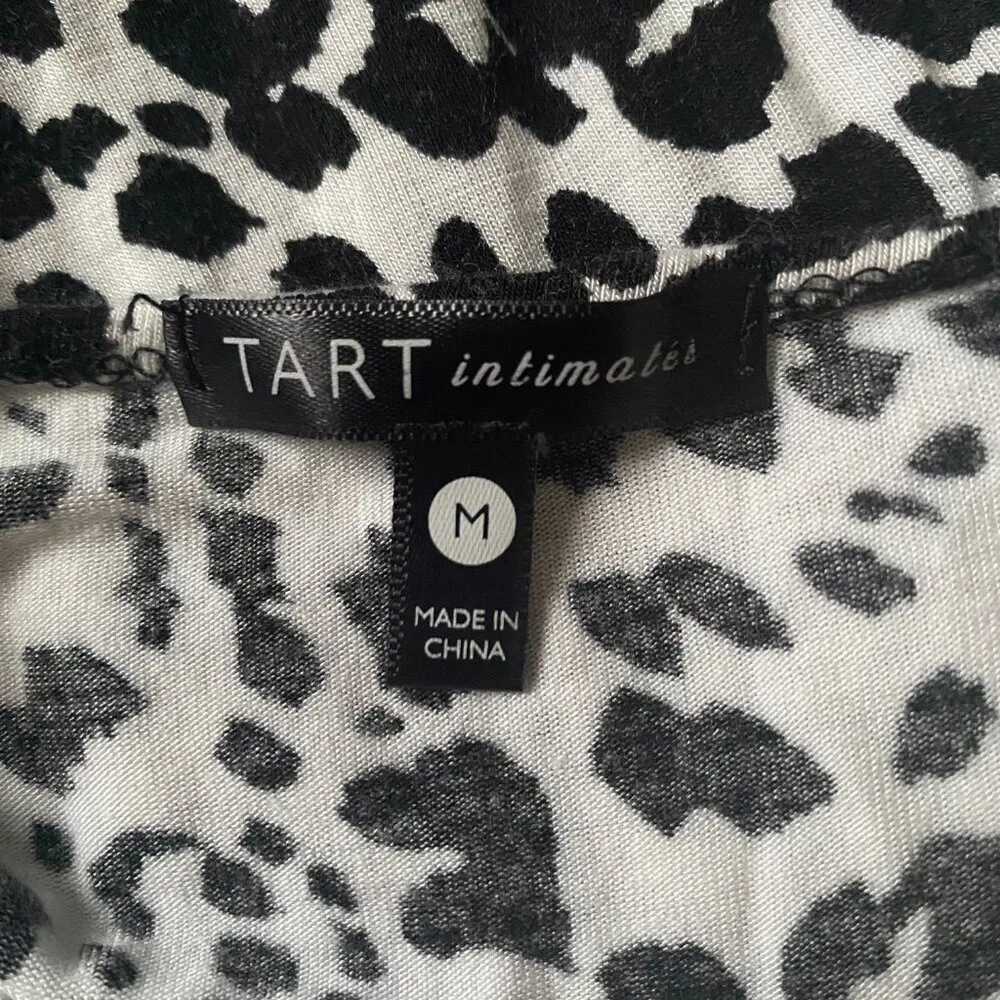 Tart Intimates women's medium black and white animal print sleepwear chemise - Image 7