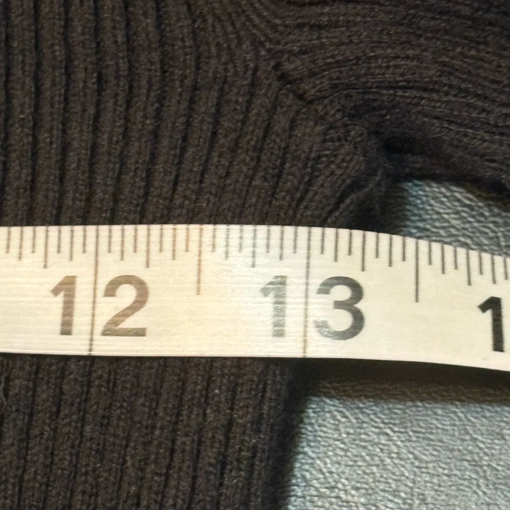 American Eagle Outfitters Black Ribbed Sweater w/ Faux Fur full zip. Size S - Image 8