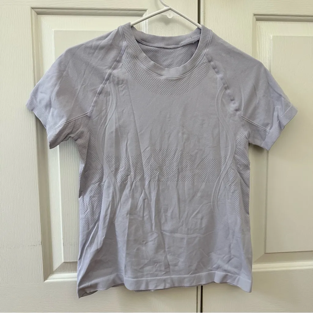 Light Purple Short Sleeve Top - Image 2