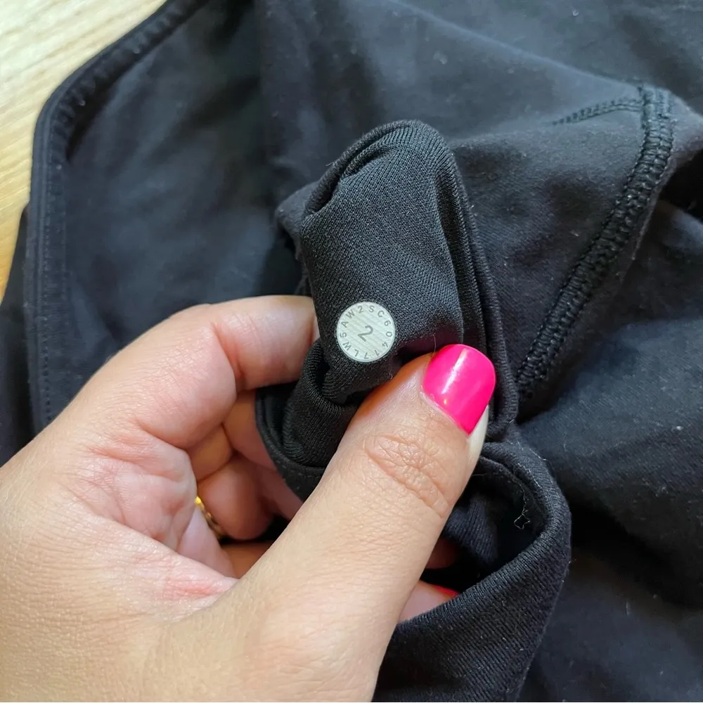 Lululemon Wunder Under Low-Rise Tight Full-On Luon 28" size 2 - Image 4