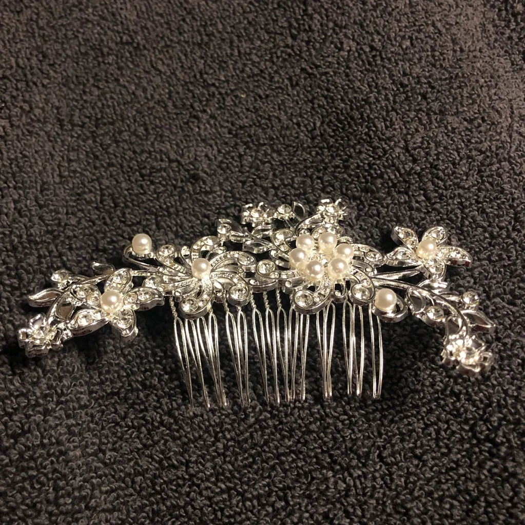 Fancy Hair Accessory wedding hair comb Silver - Image 4
