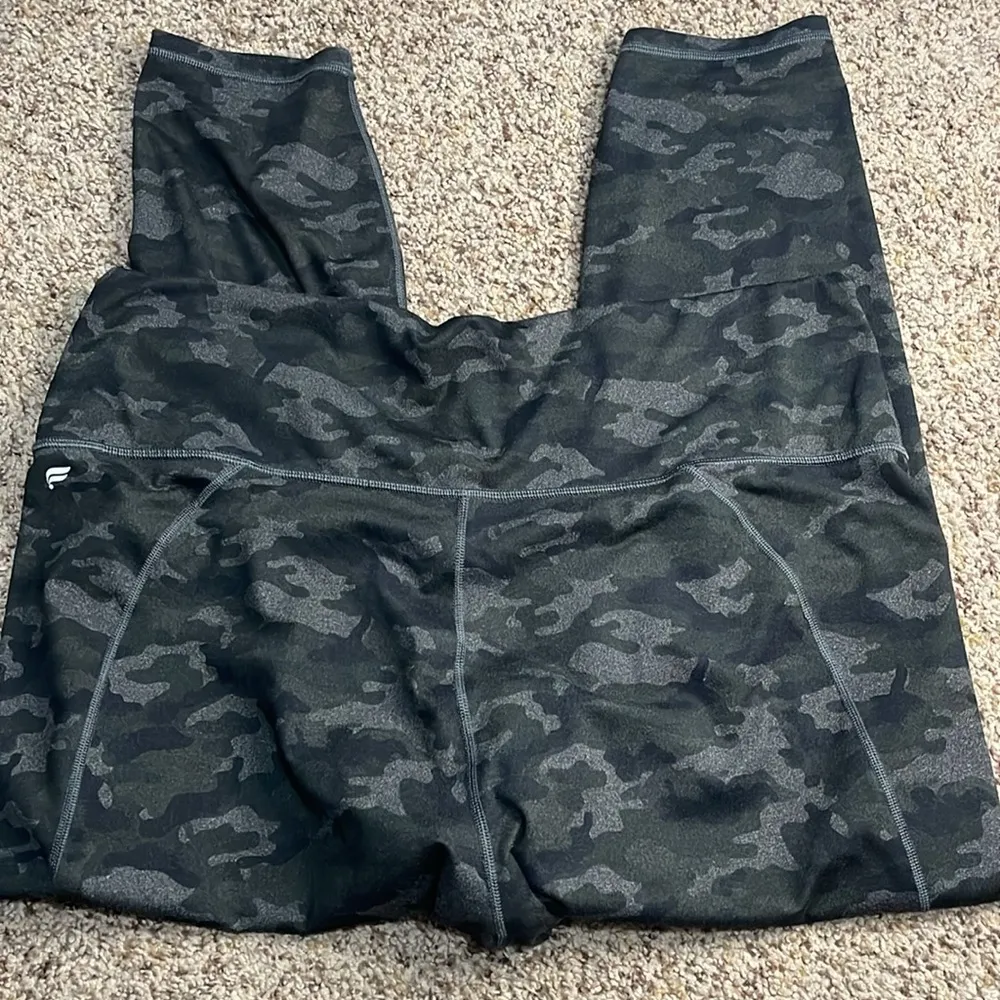 Fabletics PowerHold Crops Camo print - Image 6
