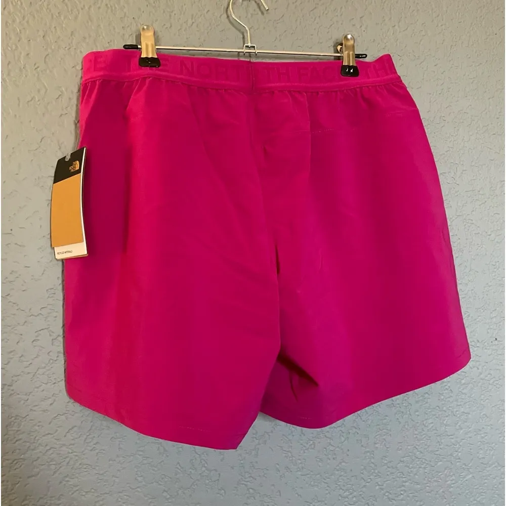 NWT  Woman Shorts Size M Fuchsia Hot Pink Color - Image 12