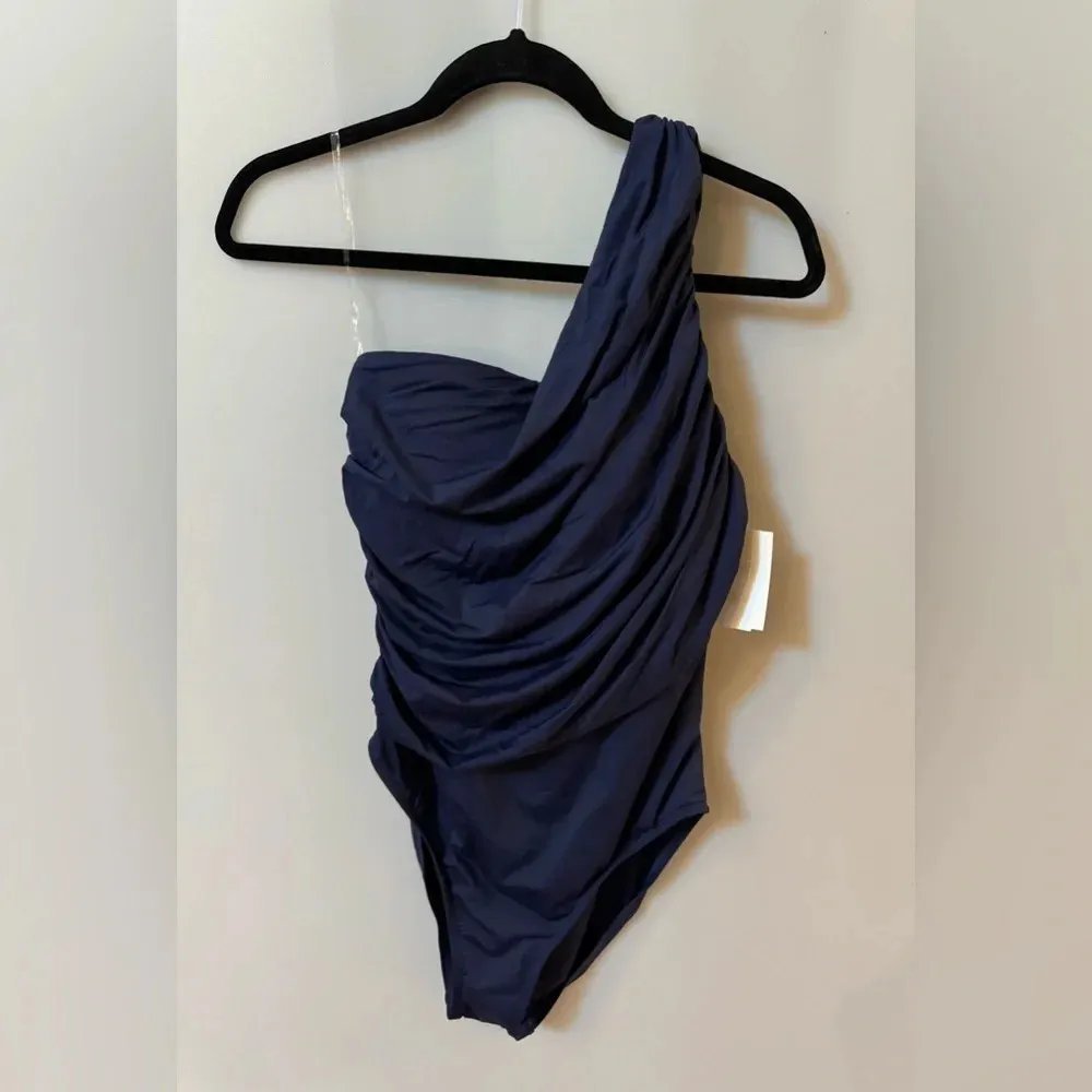La Blanca Island Goddess Shirred One Shoulder One Piece in Indigo $120 - Image 5
