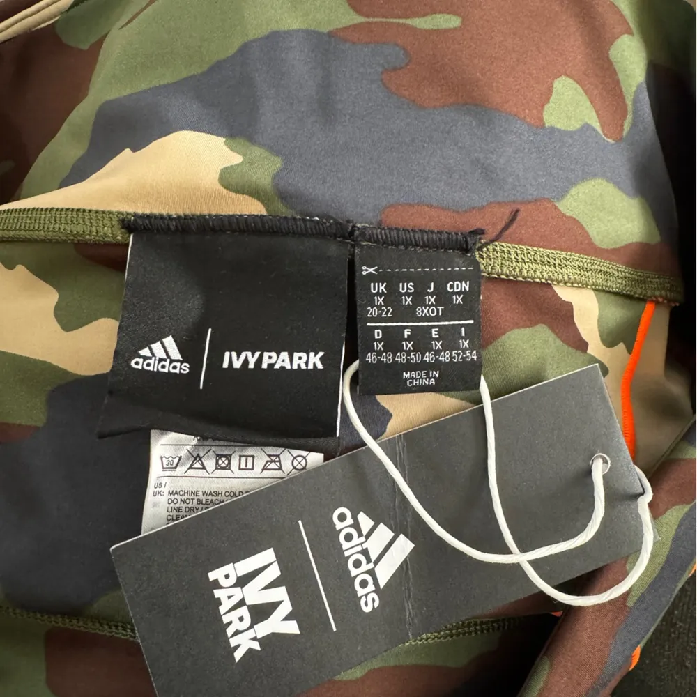 NWT Adidas x Ivy Park Park Trail camo bike short - Image 4