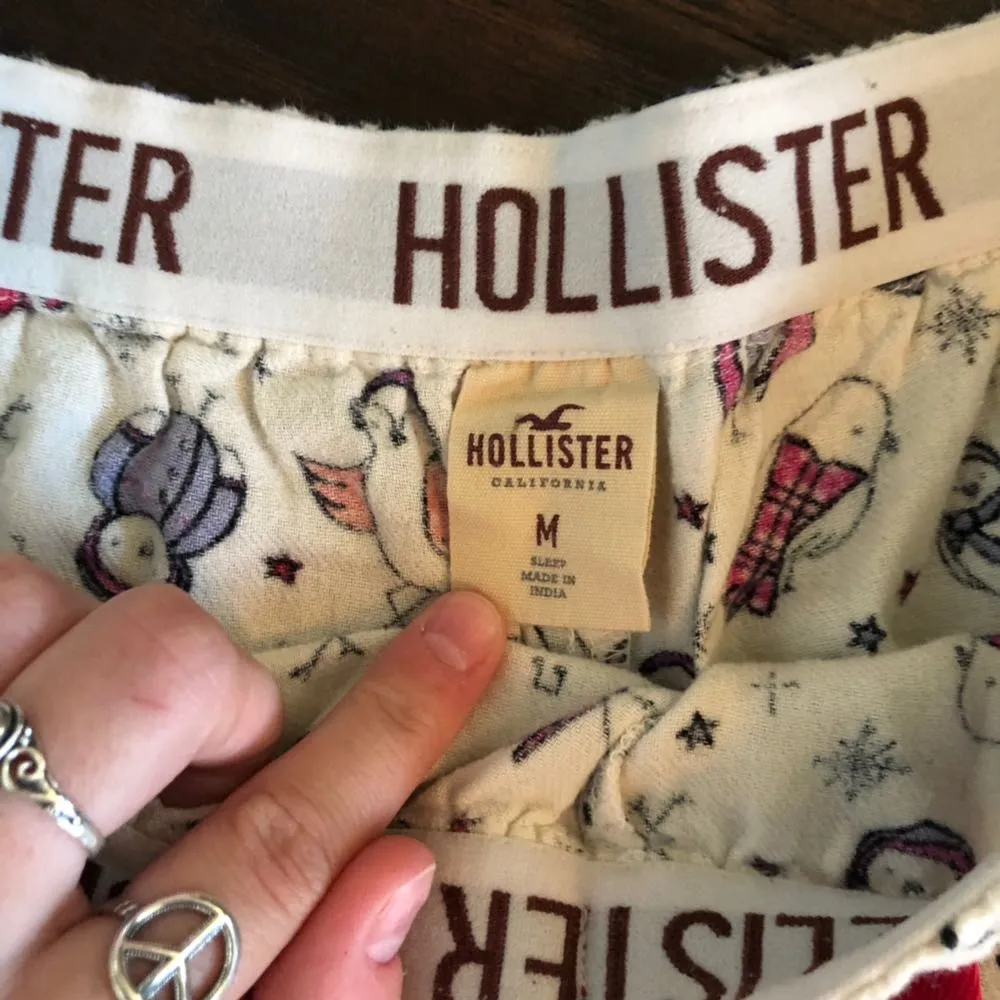 Hollister Pajama Shorts - Image 2