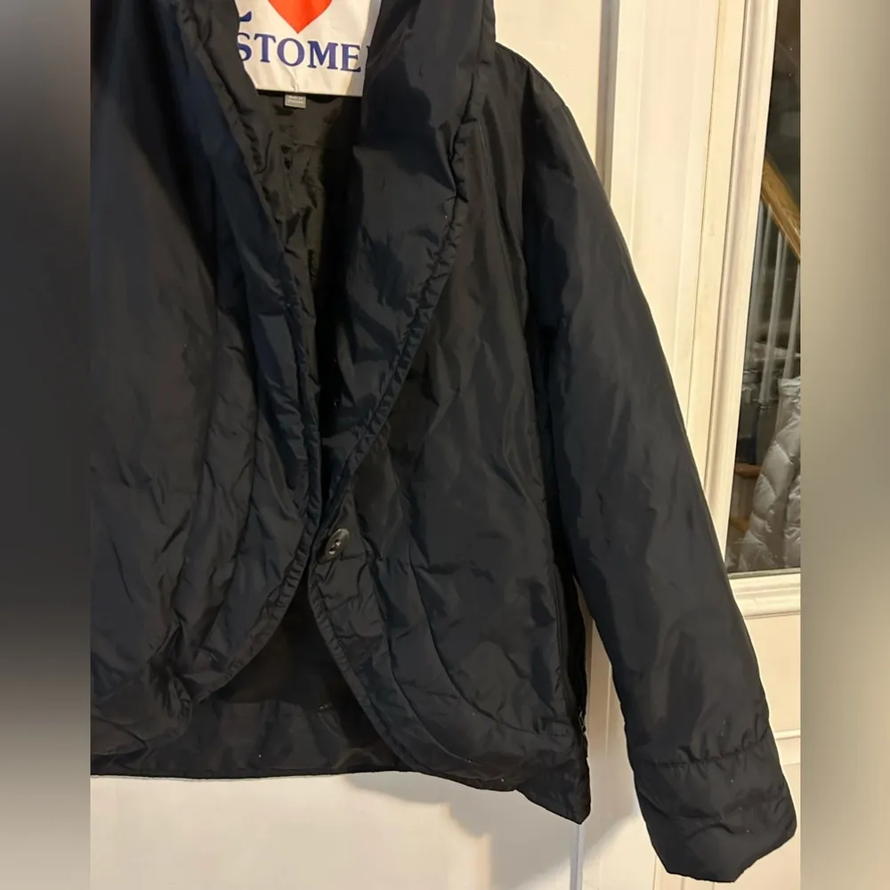 J.Jill black size medium puffy jacket. Preowned good condition. Make an … - Image 8