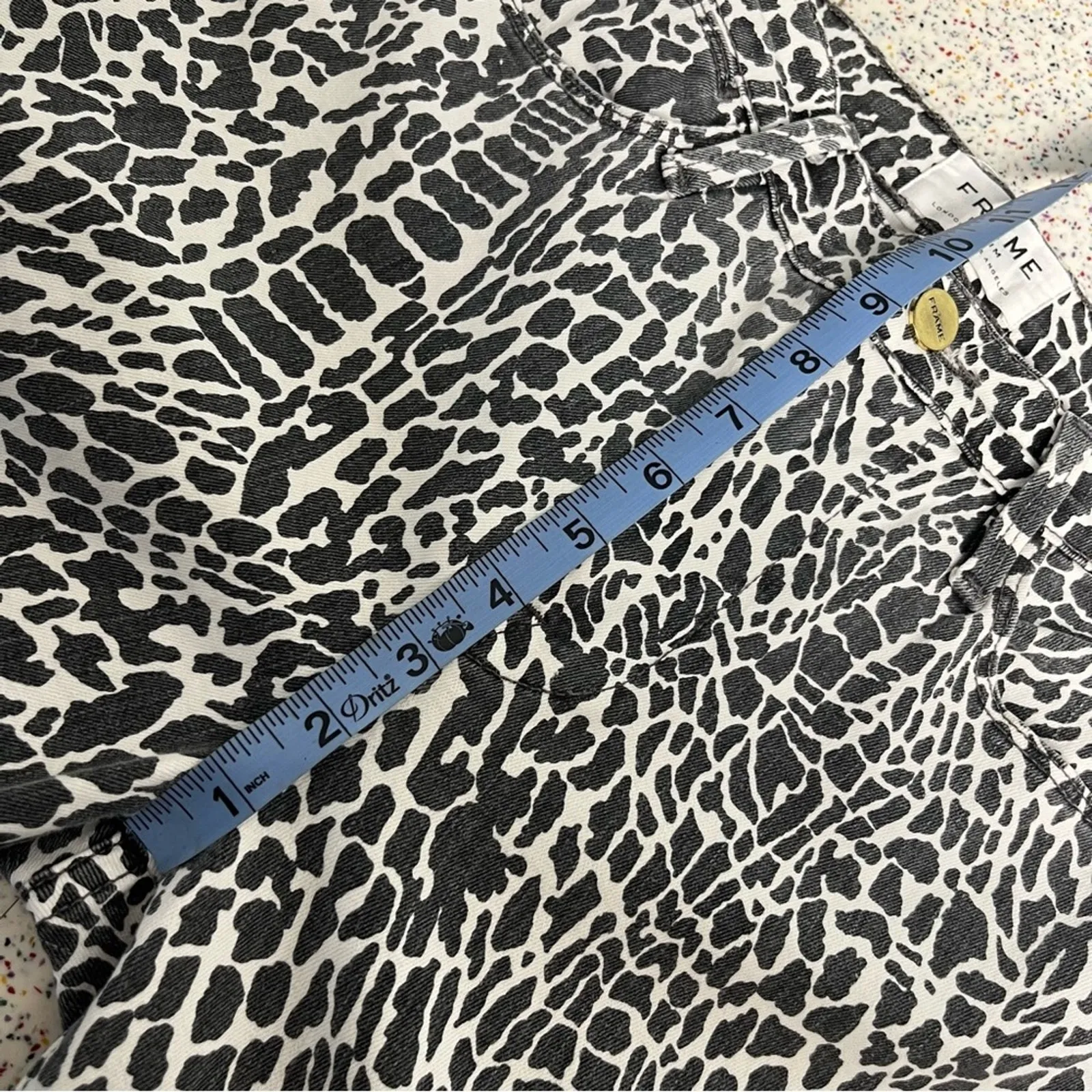 FRAME Le High Skinny Abstract Animal in Noir Multi Black White Women’s Size 27 - Image 8