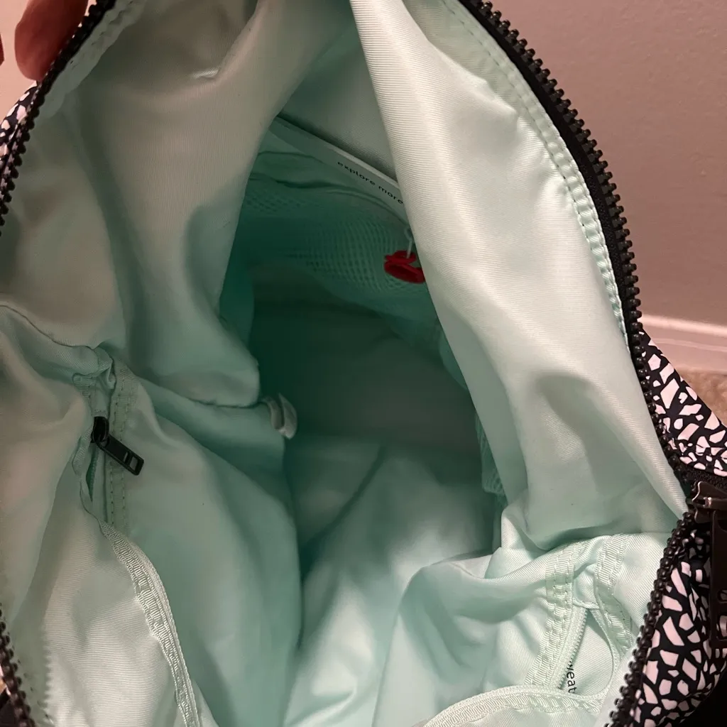 Lululemon Twice as nice tote miss mosaic black - Image 12