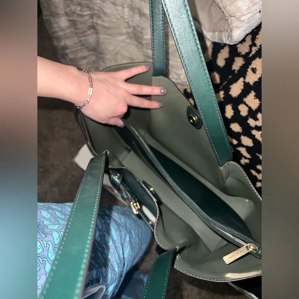 MICHAEL KORS LARGE DARK GREEN TOTE - Image 3