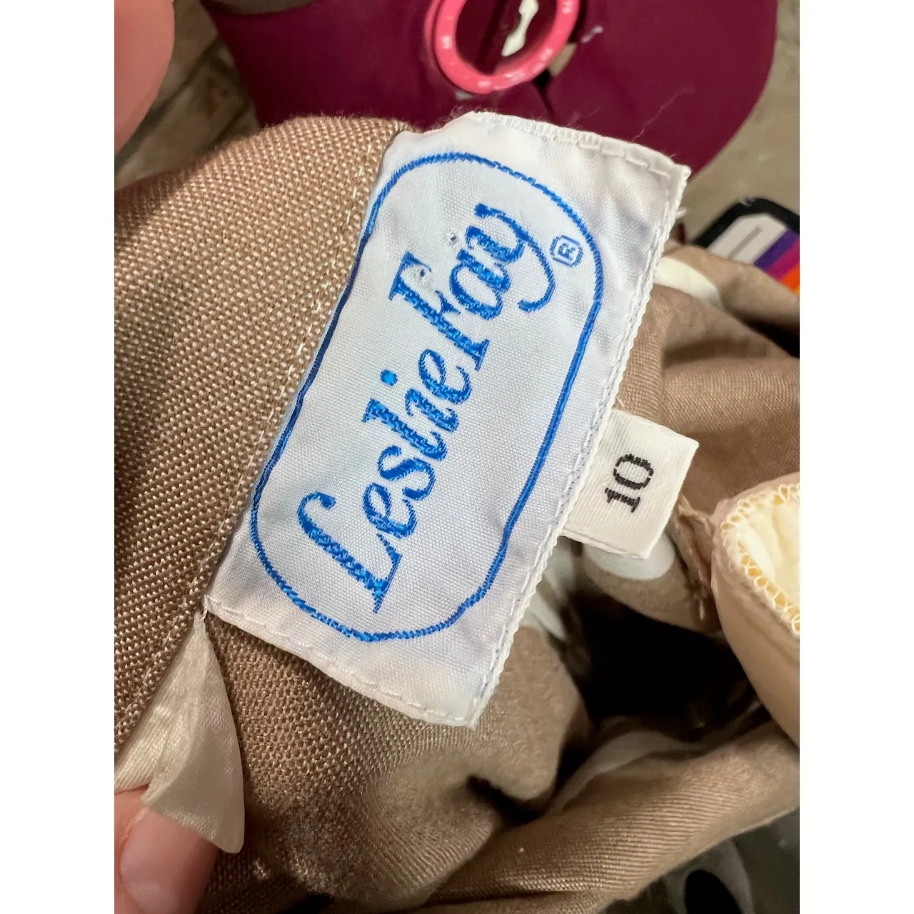 shirt dress 1950s striped pockets tan white patch pockets Size 10 - Image 15