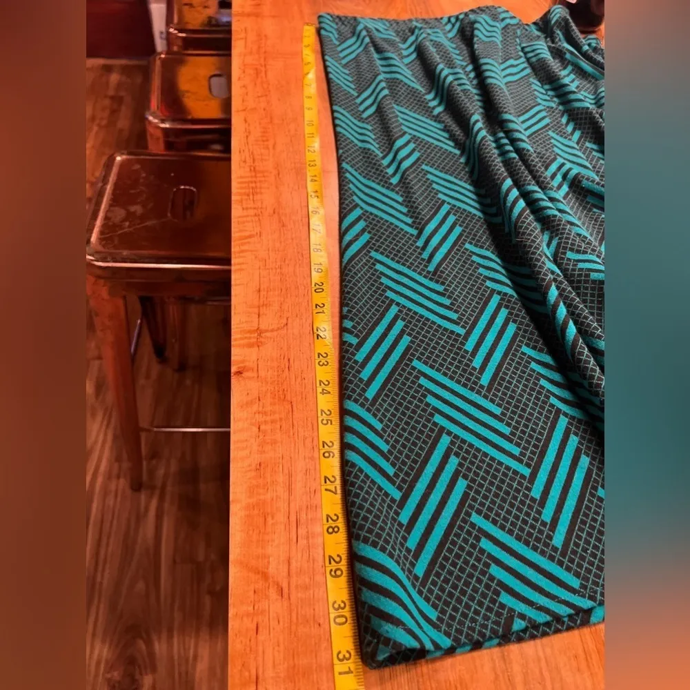 N Touch Skirt dark teal &black Herringbone Midi Knit Sz 1X Black - Image 7