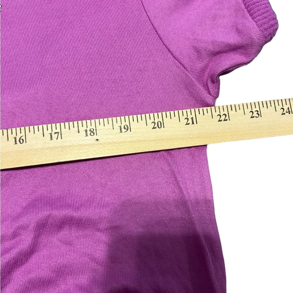 Nightmare Before Christmas Graphic Sleep Tee size medium - Image 6