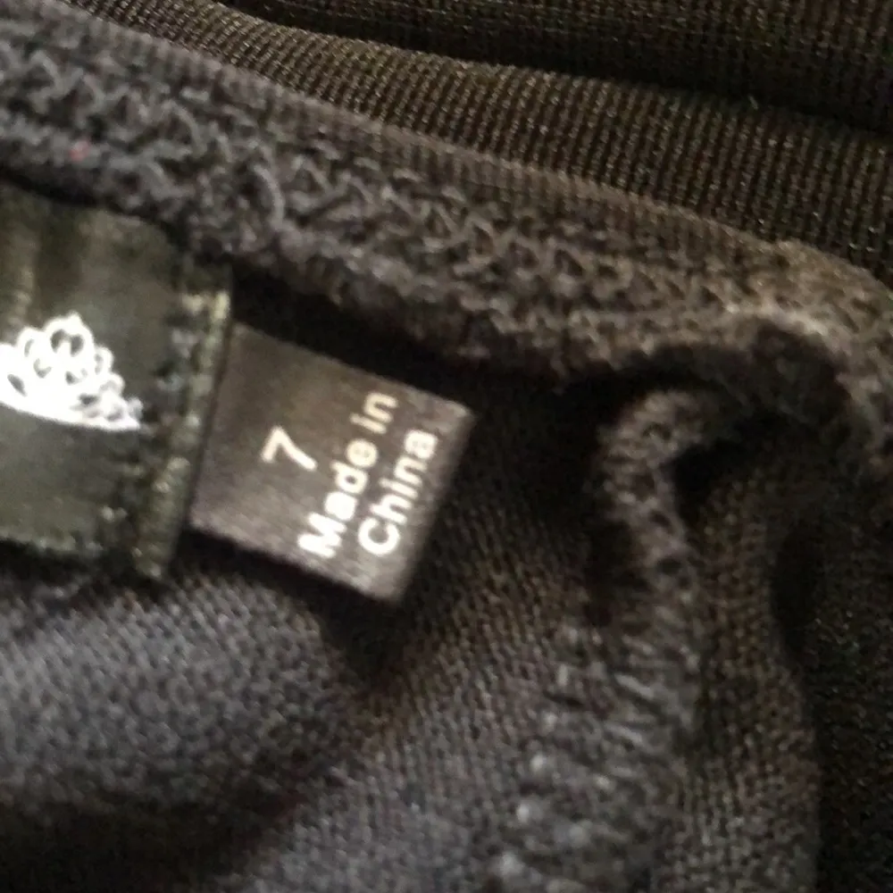 Crystal Doll Black Padded Sleeveless Zip Back Button Neck Mini Dress Juniors 7 - Image 10