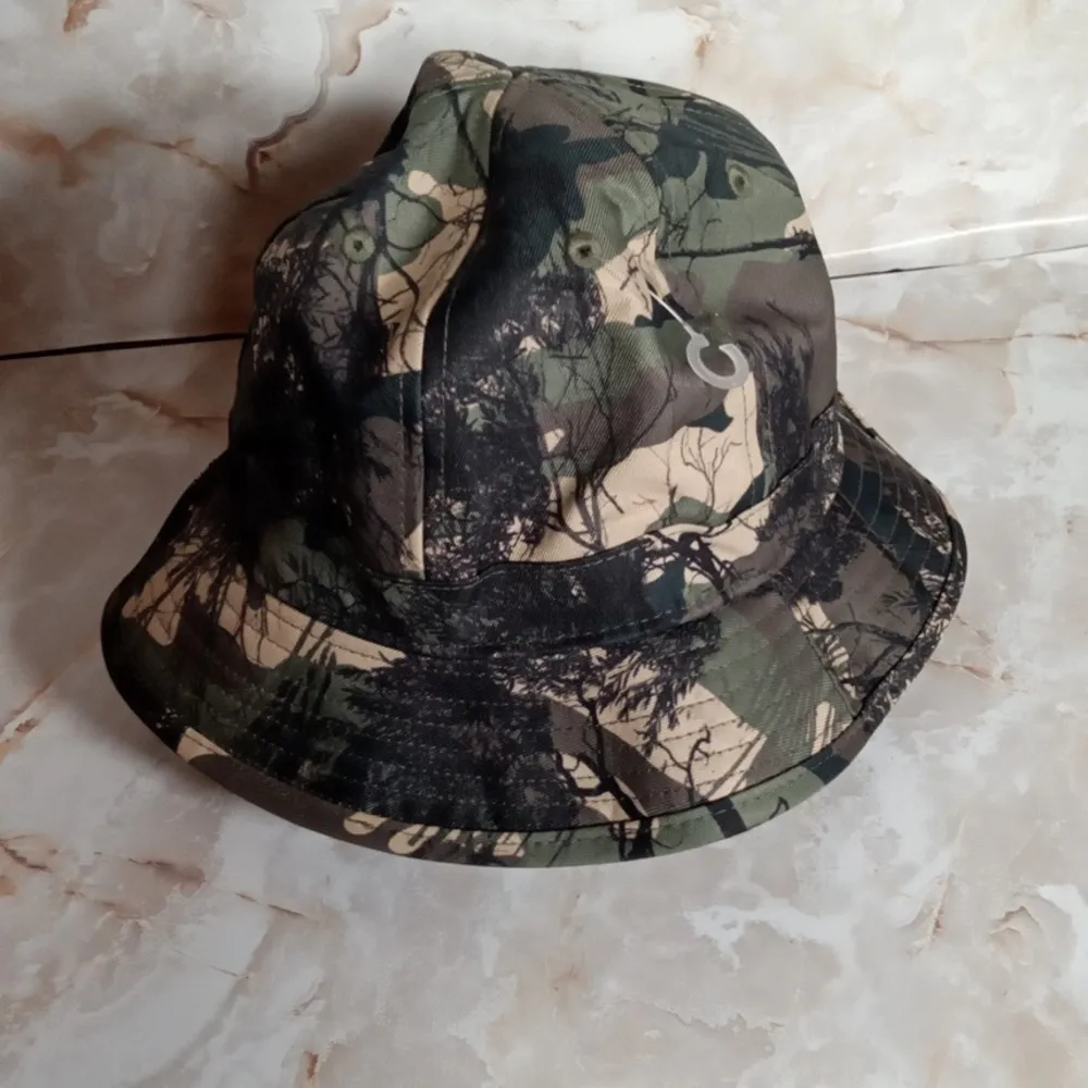 Adidas three Striped bucket hat camo  outdoors hiking small women - Image 8