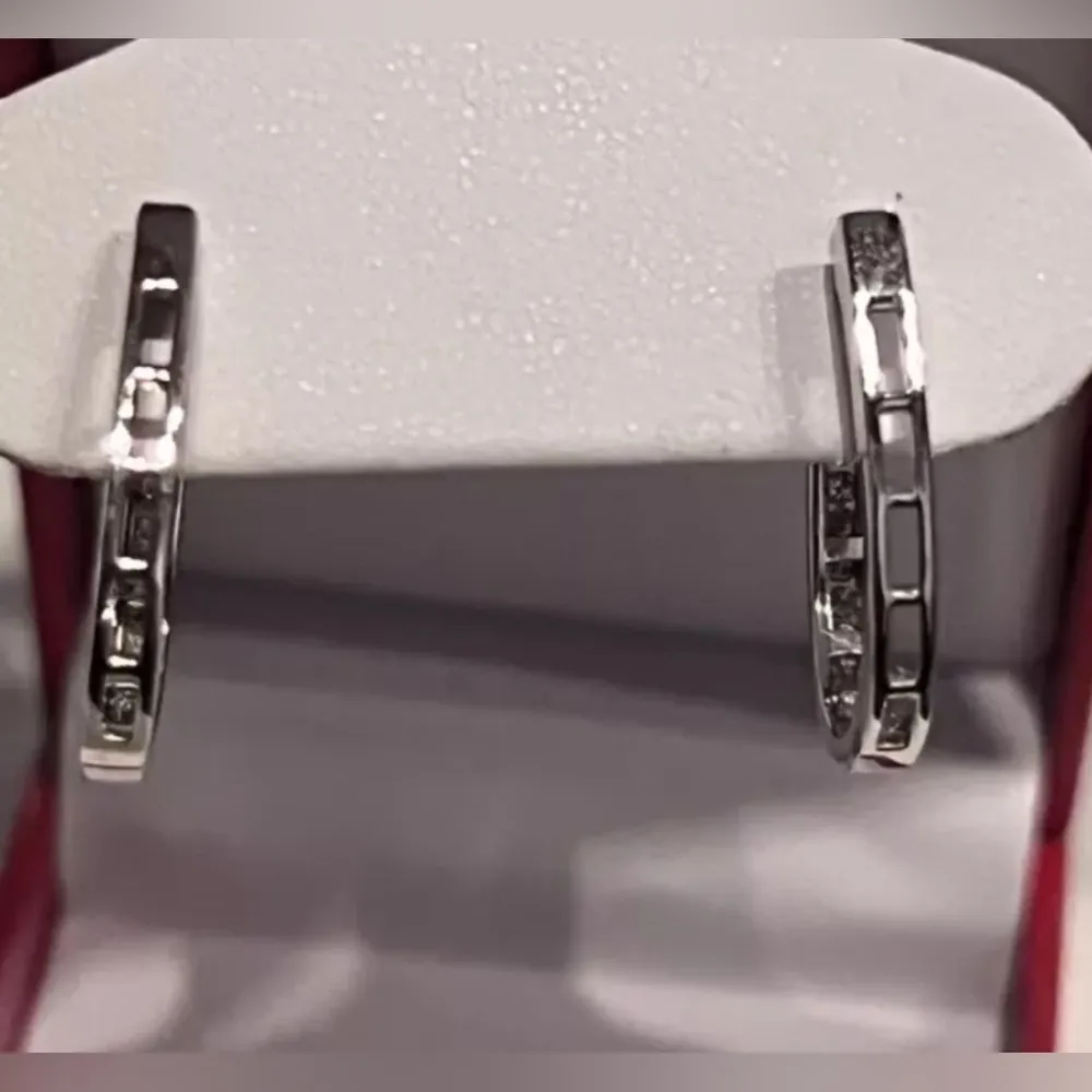 Macy’s Hinged Oval Hoop Channel Earrings Boxed 925 Sterling-SK9 Fine Jewelry NIB - Image 4