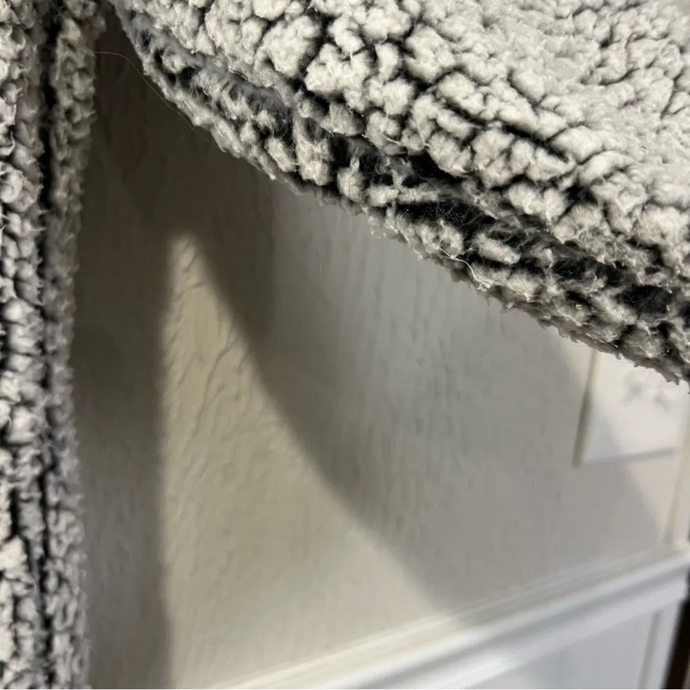 University of Colorado Buffaloes Sherpa quarter zip Pullover size medium - Image 8